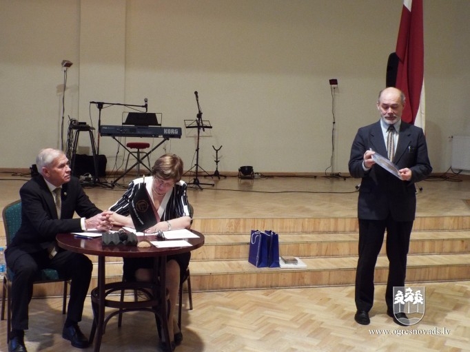 Politiski represētie tiekas ikgadējā konferencē