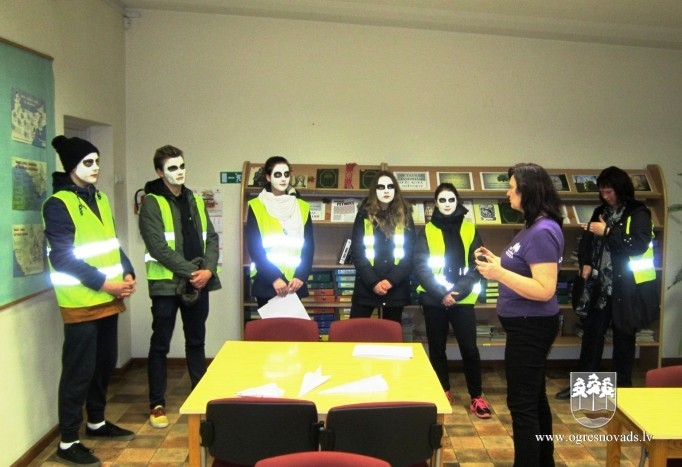 “Pūču nakts” sacensības Ogres Centrālajā bibliotēkā