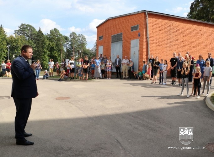 Ogres 1.vidusskolā atklāta RTU Bērnu un jauniešu universitāte
