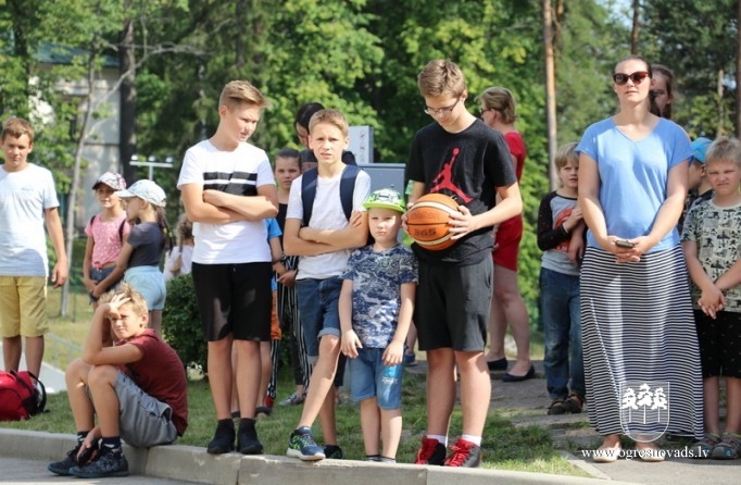 Ogres 1.vidusskolā atklāta RTU Bērnu un jauniešu universitāte