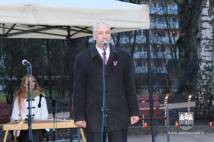 Ogrē Valsts svētkos atklāj renovēto piemiņas vietu politiski represētajiem