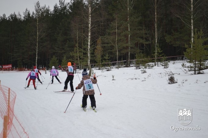 Ogres sniega diena