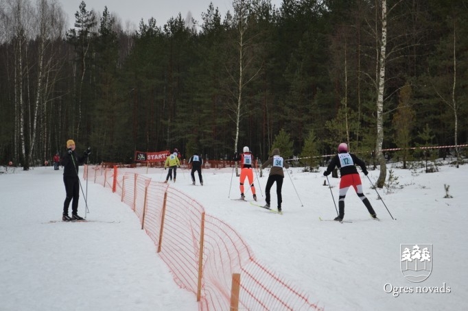 Ogres sniega diena