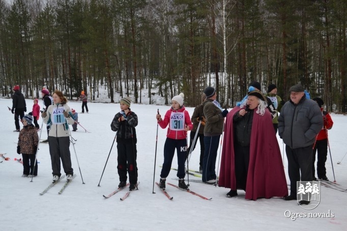 Ogres sniega diena