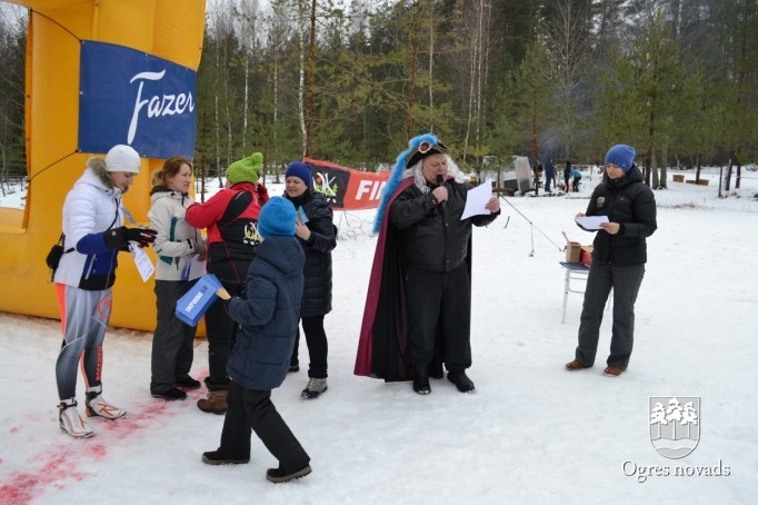 Ogres sniega diena