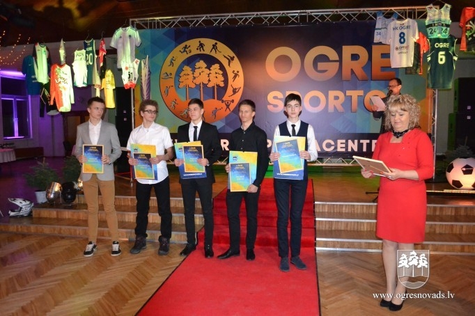 Par sasniegumiem 2015.gadā sumina Ogres novada sportistus