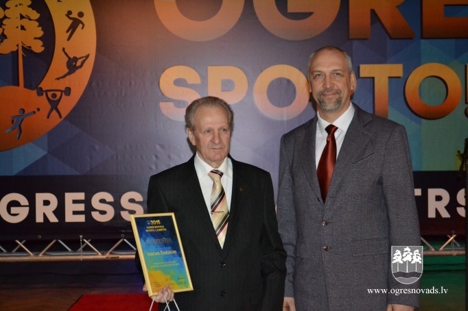 Par sasniegumiem 2015.gadā sumina Ogres novada sportistus