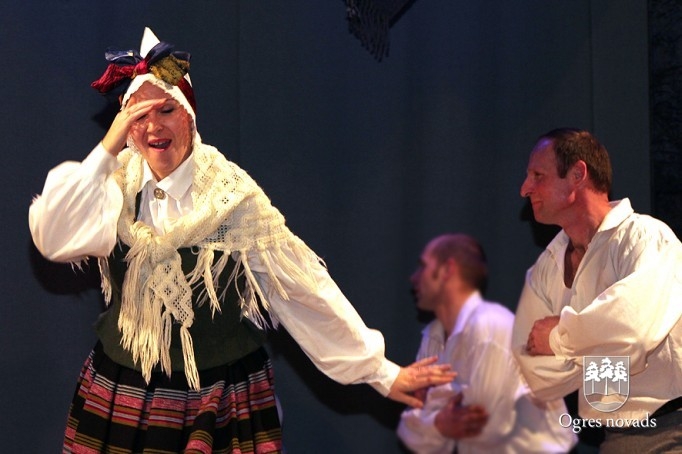 Deju kolektīvs „Sunta” atzīmē 35 gadu jubileju