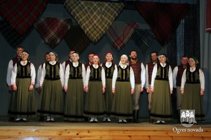 Deju kolektīvs „Sunta” atzīmē 35 gadu jubileju