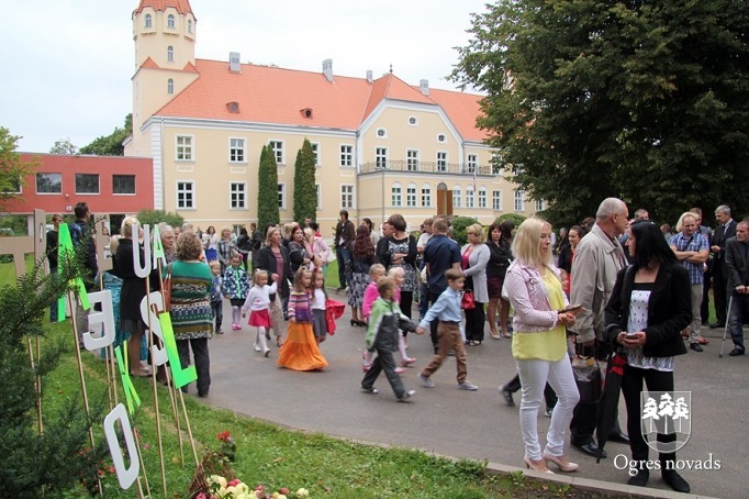 Zinību diena Suntažu vidusskolā