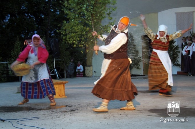 Ogres novada Dziesmu un deju svētki Suntažos
