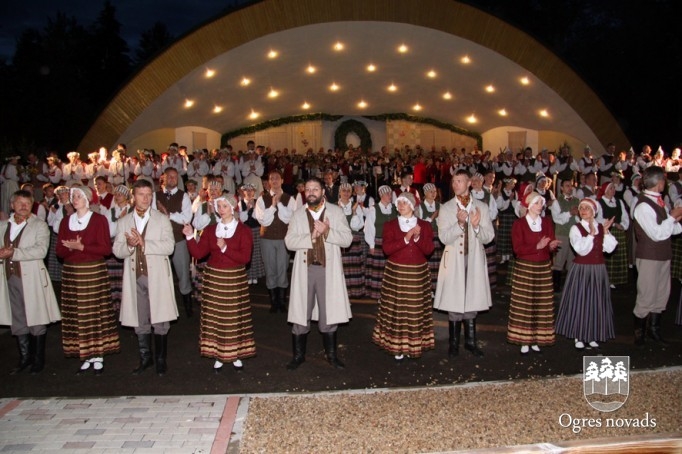 Ogres novada Dziesmu un deju svētki Suntažos