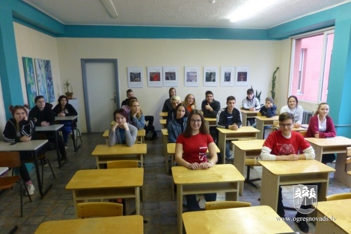 Pa karjeras kāpnēm Suntažu vidusskolā