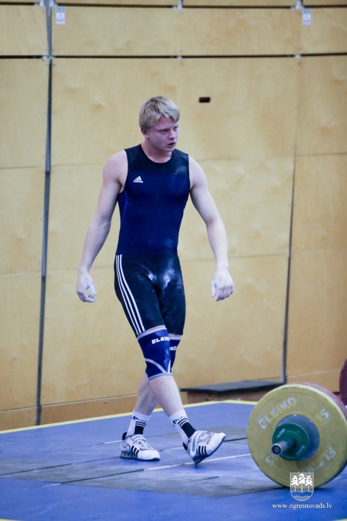 Ogres NSC svarcēlāji triumfē pašu rīkotās sacensībās