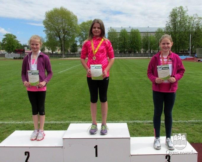 Ogrēniešiem un madlieniešiem 10 medaļas vecuma grupā U12