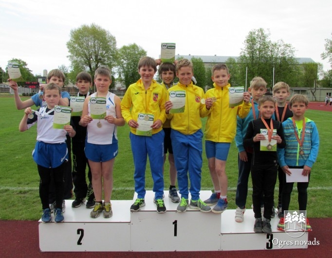Ogrēniešiem un madlieniešiem 10 medaļas vecuma grupā U12