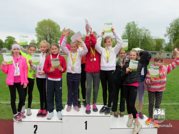 Ogrēniešiem un madlieniešiem 10 medaļas vecuma grupā U12
