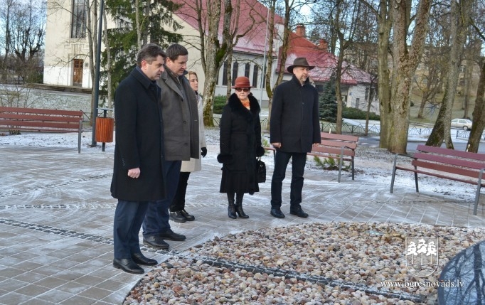 Ogrē viesojas Ukrainas vēstnieks