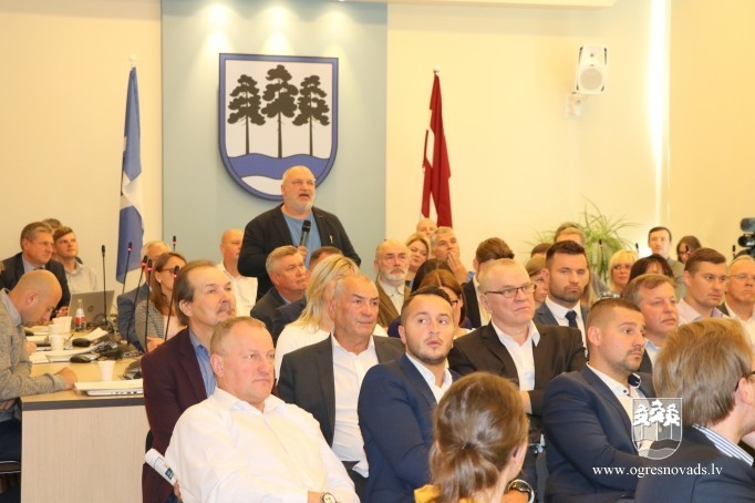 VARAM konsultējas ar pašvaldību deputātiem par gaidāmo reformu