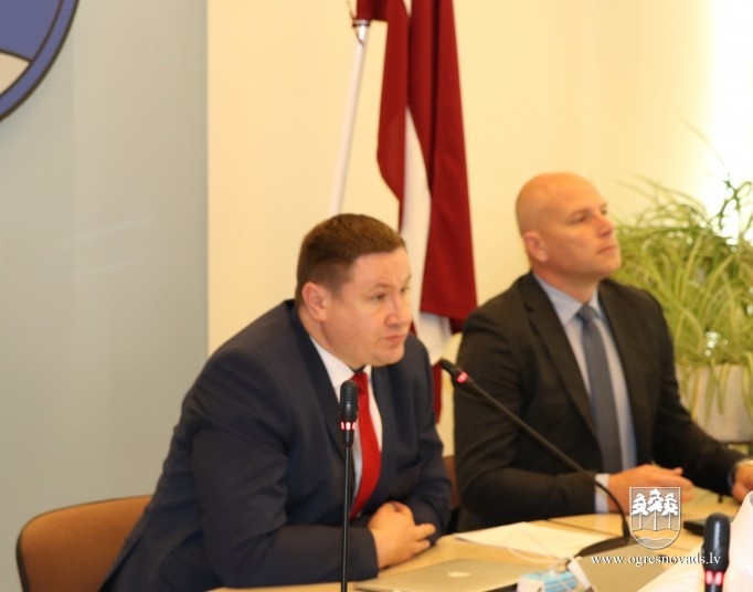 VARAM konsultējas ar pašvaldību deputātiem par gaidāmo reformu