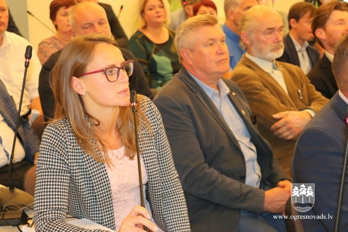 VARAM konsultējas ar pašvaldību deputātiem par gaidāmo reformu