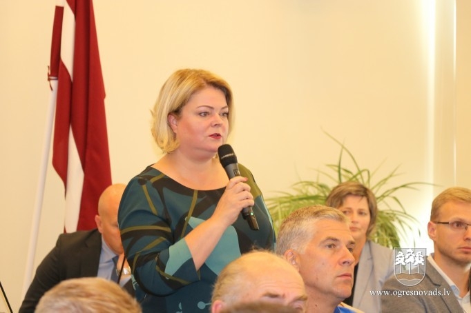 VARAM konsultējas ar pašvaldību deputātiem par gaidāmo reformu