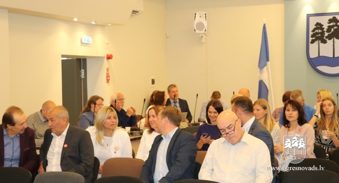 VARAM konsultējas ar pašvaldību deputātiem par gaidāmo reformu