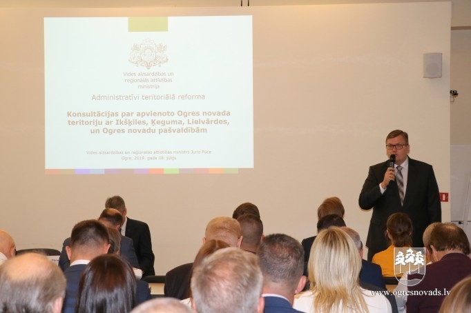 VARAM konsultējas ar pašvaldību deputātiem par gaidāmo reformu