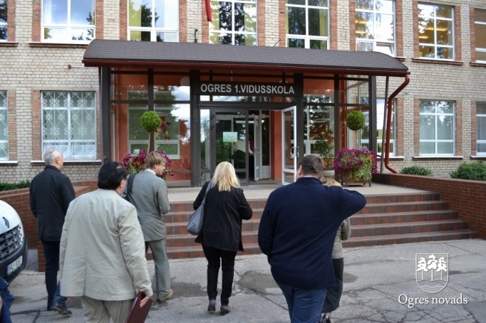 Vides aizsardzības un reģionālās attīstības ministrs apmeklē Ogri