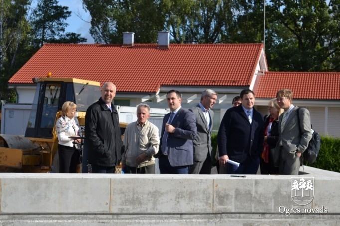 Vides aizsardzības un reģionālās attīstības ministrs apmeklē Ogri