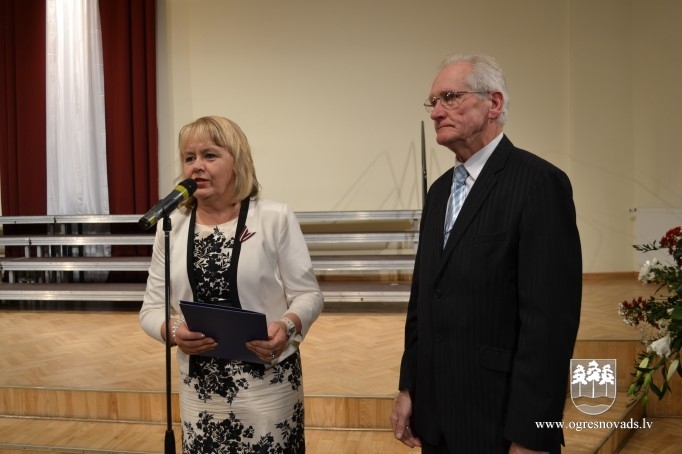 Latvijas valsts svētkos pasniedz apbalvojumu “Ogres goda pilsonis”