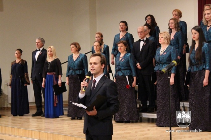 Latvijas valsts svētkos pasniedz apbalvojumu “Ogres goda pilsonis”