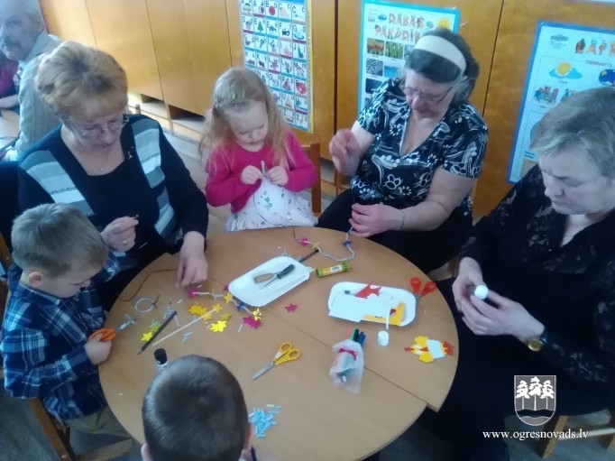 Sirsnības pilna vecvecāku nedēļa PII “Dzīpariņš”