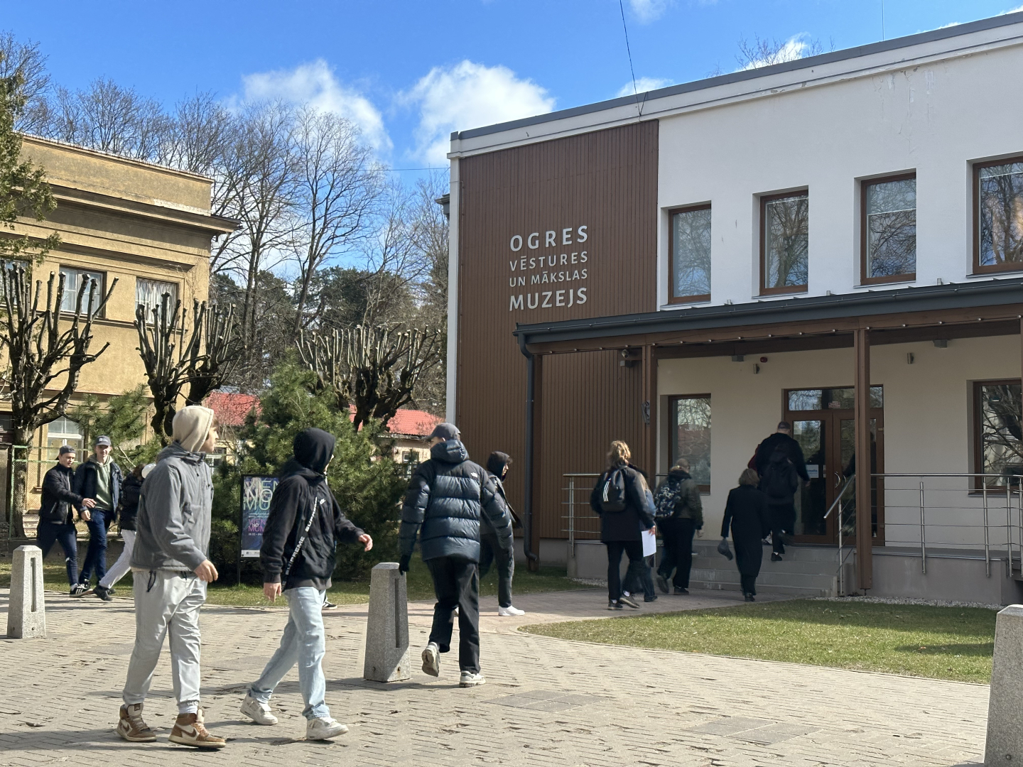 Aizvadīts Oveselība organizētais Pasaules veselības dienai veltītais pasākums Ogres novada  jauniešiem   “Vesels un gudrs 2025”