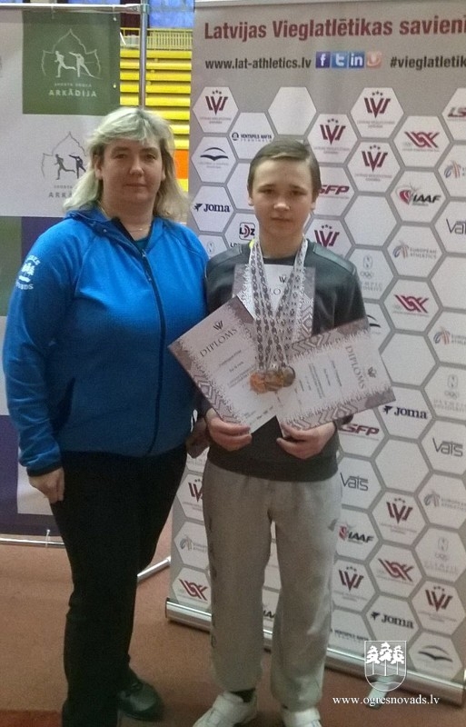 Ogres un Madlienas vieglatlētiem piecas Latvijas čempionāta medaļas