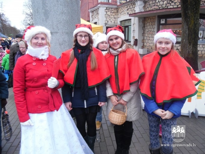 Ziemassvētku tirdziņš Ogrē