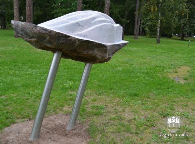 Akmens skulptūras Ogrē 09.2014.