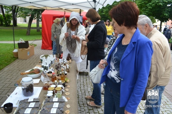 Amatnieku tirdziņš Ogres pilsētas svētkos
