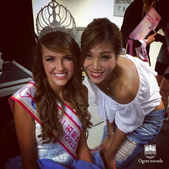 Ogrēniete Linda Andriksone "Miss World Peace 2015" uzvarētāja