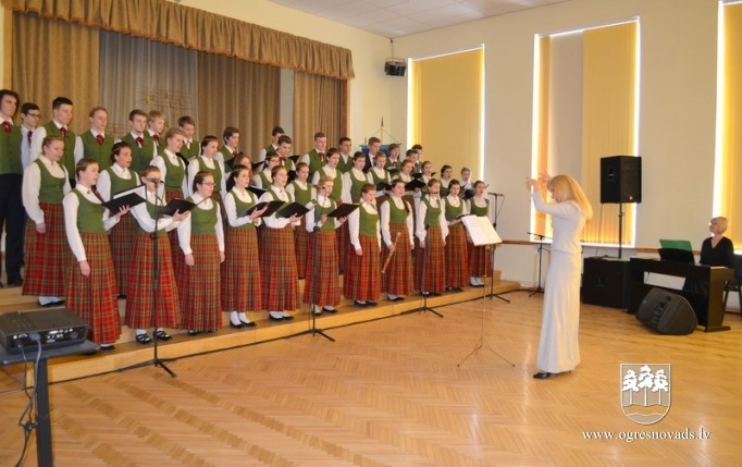 Ogres 1.vidusskolas korim “Anima” 15 gadi