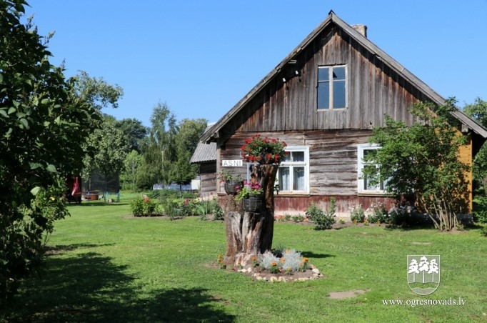 "Asni" Krapē