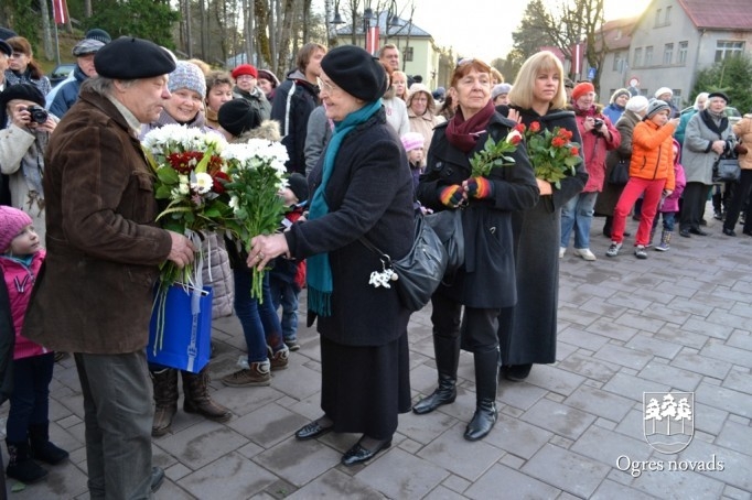 Skulptūras "Baltā cielava" atklāšana