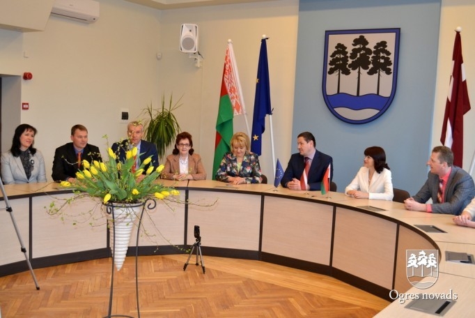 Ogrē viesojas pedagogi un skolēni