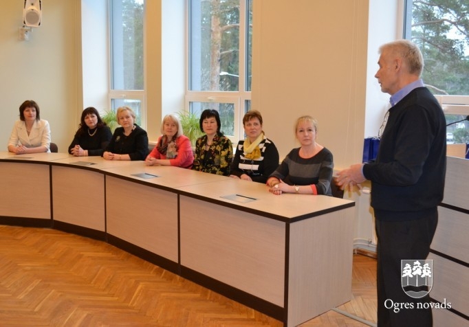 Ogrē viesojas pedagogi un skolēni