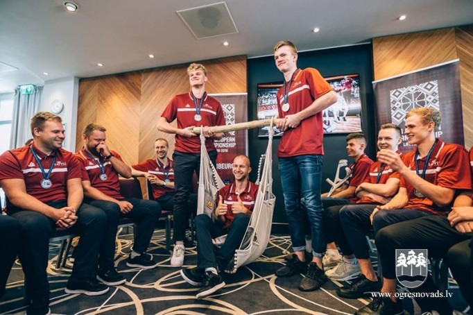 Ogrēnieši piedalās Eiropas čempionāta sudraba kaldināšanā