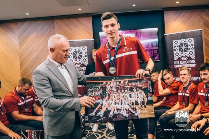Ogrēnieši piedalās Eiropas čempionāta sudraba kaldināšanā