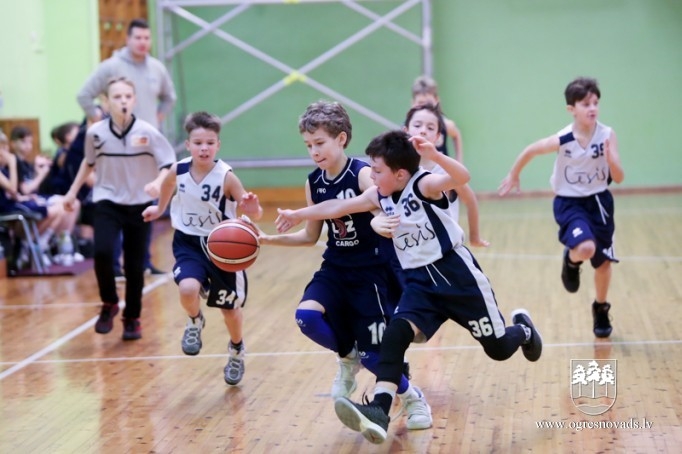 Ogrē cīnās par "Mini kausu" basketbolā