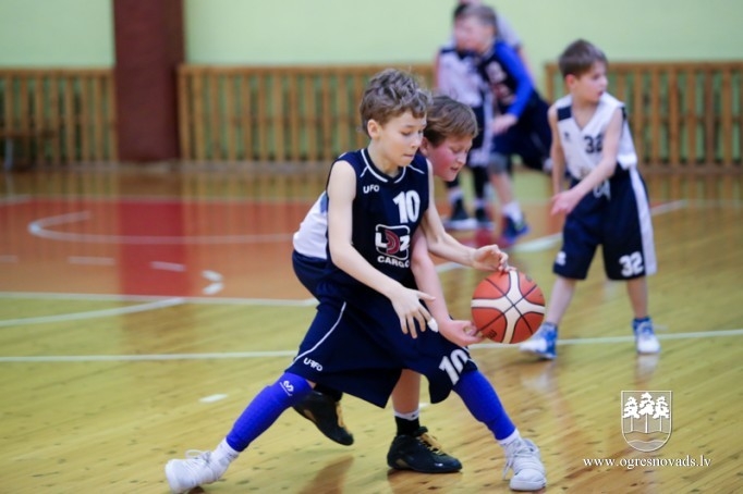 Ogrē cīnās par "Mini kausu" basketbolā