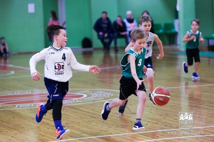 Ogrē cīnās par "Mini kausu" basketbolā