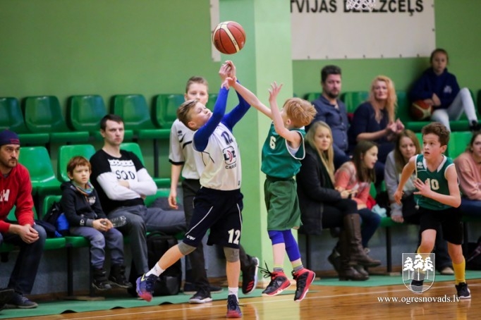 Ogrē cīnās par "Mini kausu" basketbolā